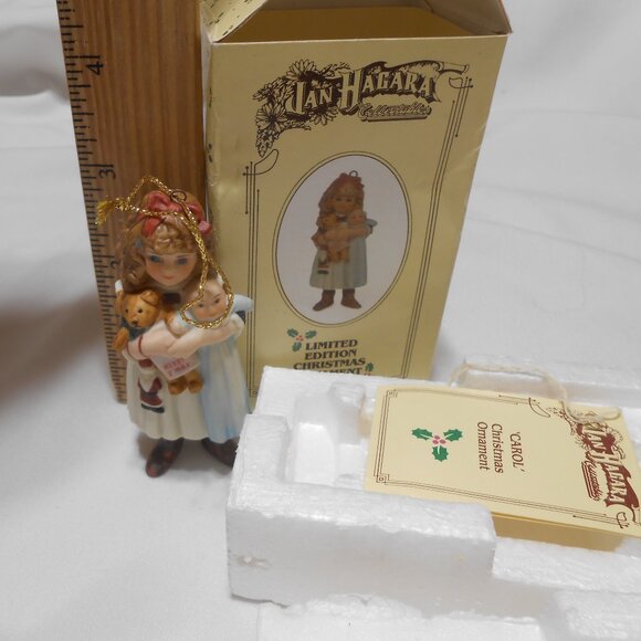 NIB Vtg Jan Hagara Limited Edition porcelain Figurine Ornament w/ COA CAROL 🎄 - Picture 4 of 13